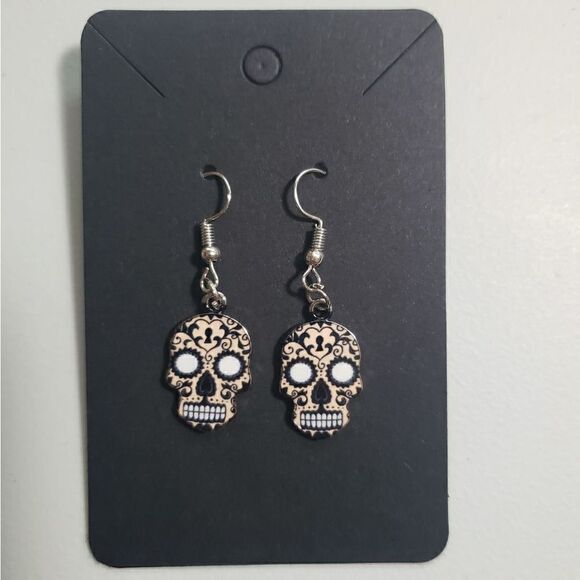 Handmade Halloween Day of the Dead Dia De Muertos candy skull earrings - Picture 1 of 3